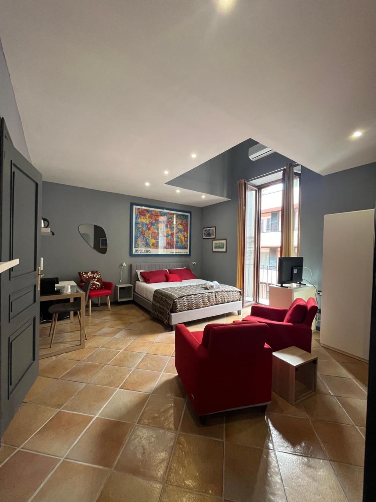 Naples Luxury Suites B&B ภายนอก รูปภาพ